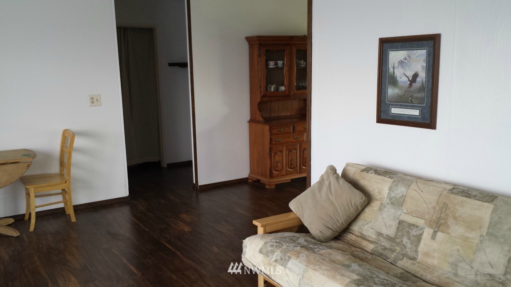 11953 Baseline Road East Moses Lake, WA 98837 - Photo 5 of 21 Gallery Image 5