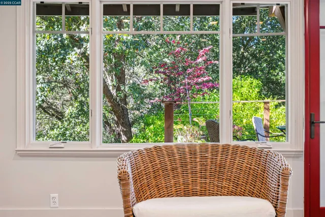 $1,595,000 | 1126 North Thompson Road, Lafayette, CA 94549