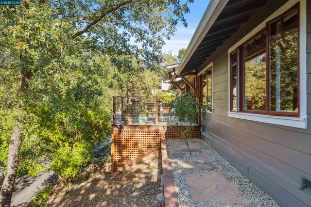 $1,595,000 | 1126 North Thompson Road, Lafayette, CA 94549