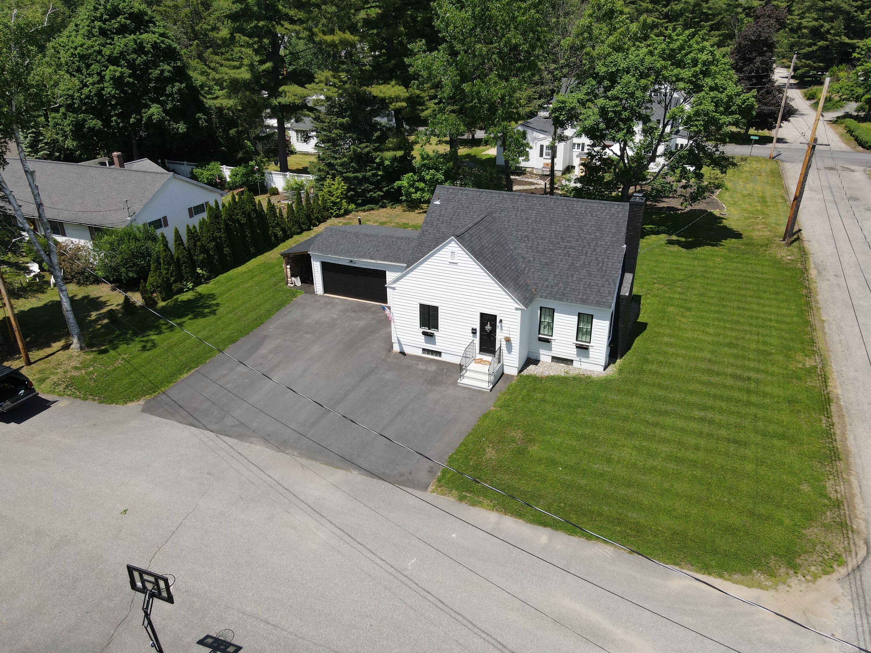3 Leighton Avenue Springvale, ME 04083 - Photo 3 of 44 out2.jpg