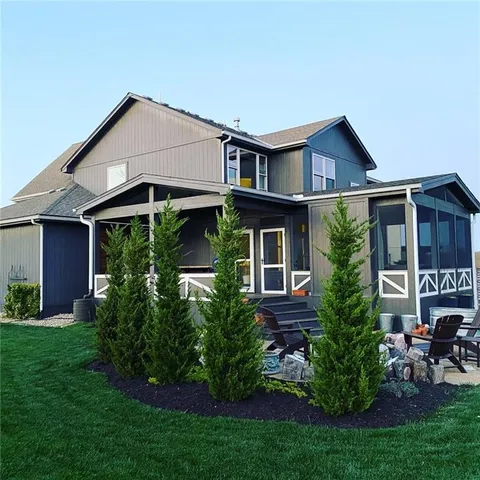 $725,000 | 1201 Richards Circle, Raymore, MO 64083