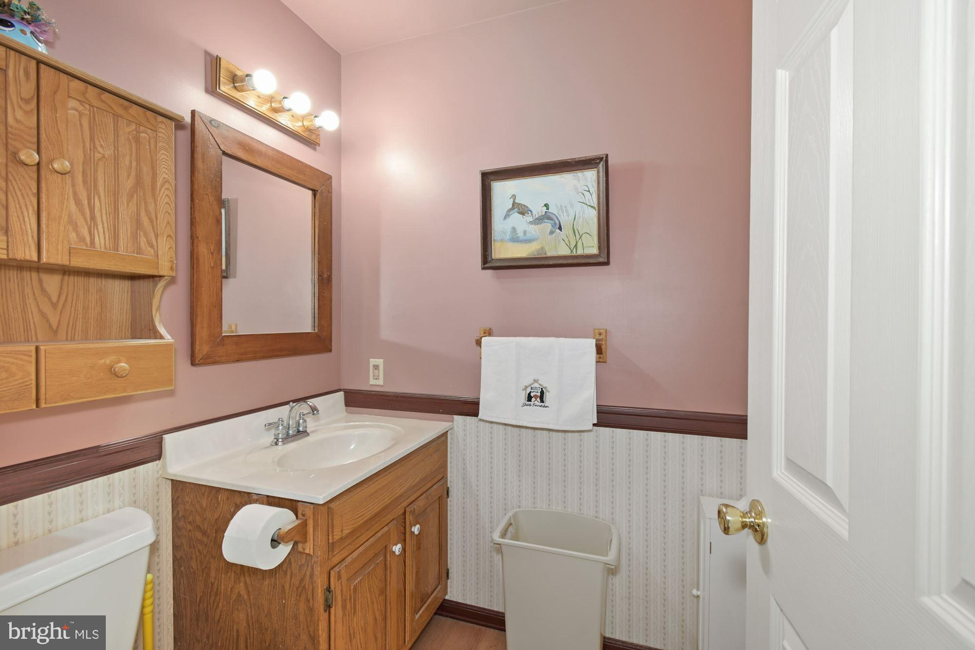 2500 Tollgate Road Quakertown, PA 18951 - Photo 13 of 32 Main 1/2 bath