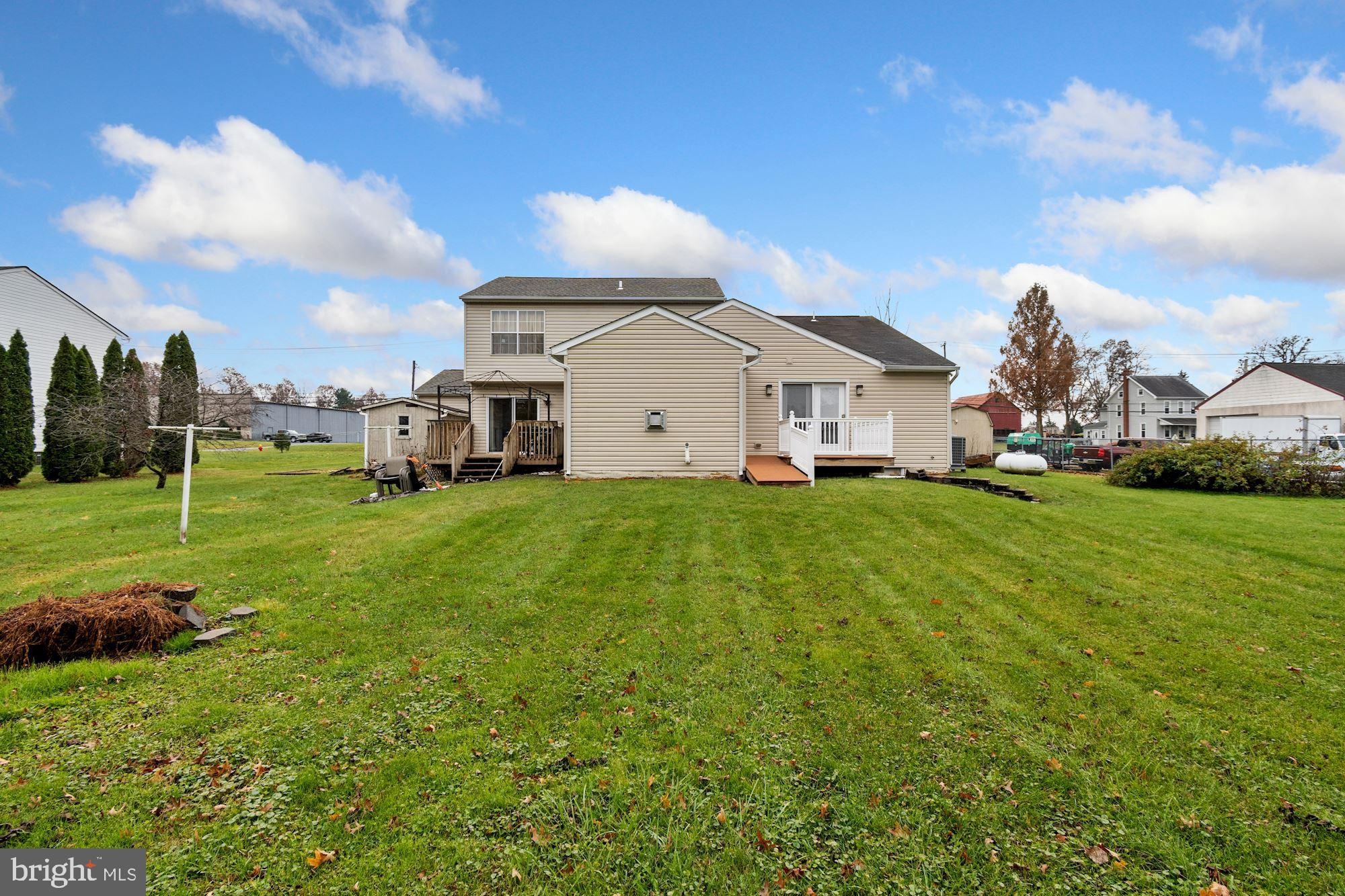 2500 Tollgate Road Quakertown, PA 18951 - Photo 31 of 32 Back of the house