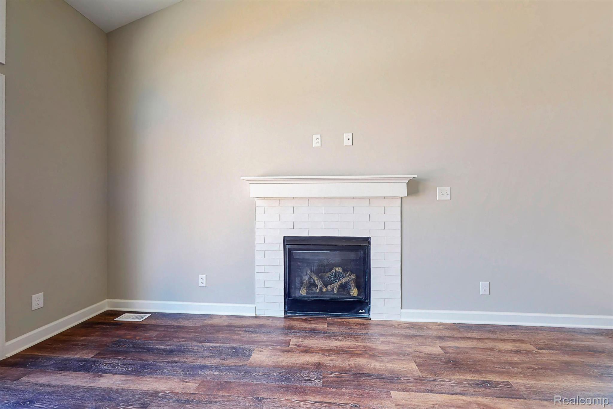 4036 Eastbridge Road Stockbridge, MI 49285 - Photo 10 of 20 Gas fireplace
