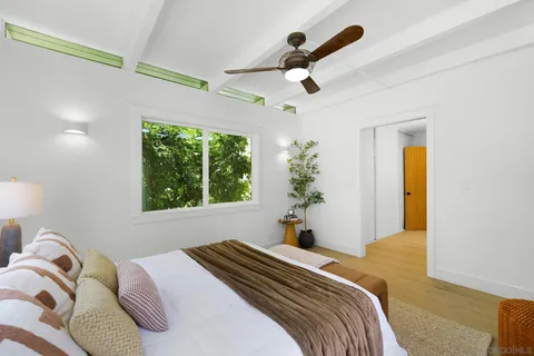 $3,650,000 | 308 Glenmont Drive, Solana Beach, CA 92075