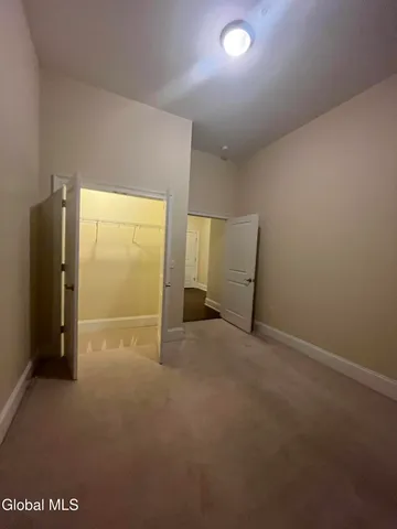 $1,993 | 256 Broadway, Unit 205, Troy, NY 12180