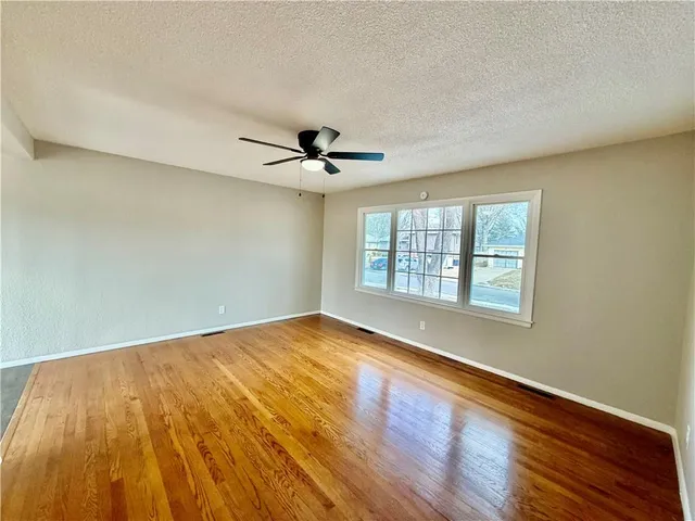 $200,000 | 11718 Fremont Avenue, Kansas City, MO 64134