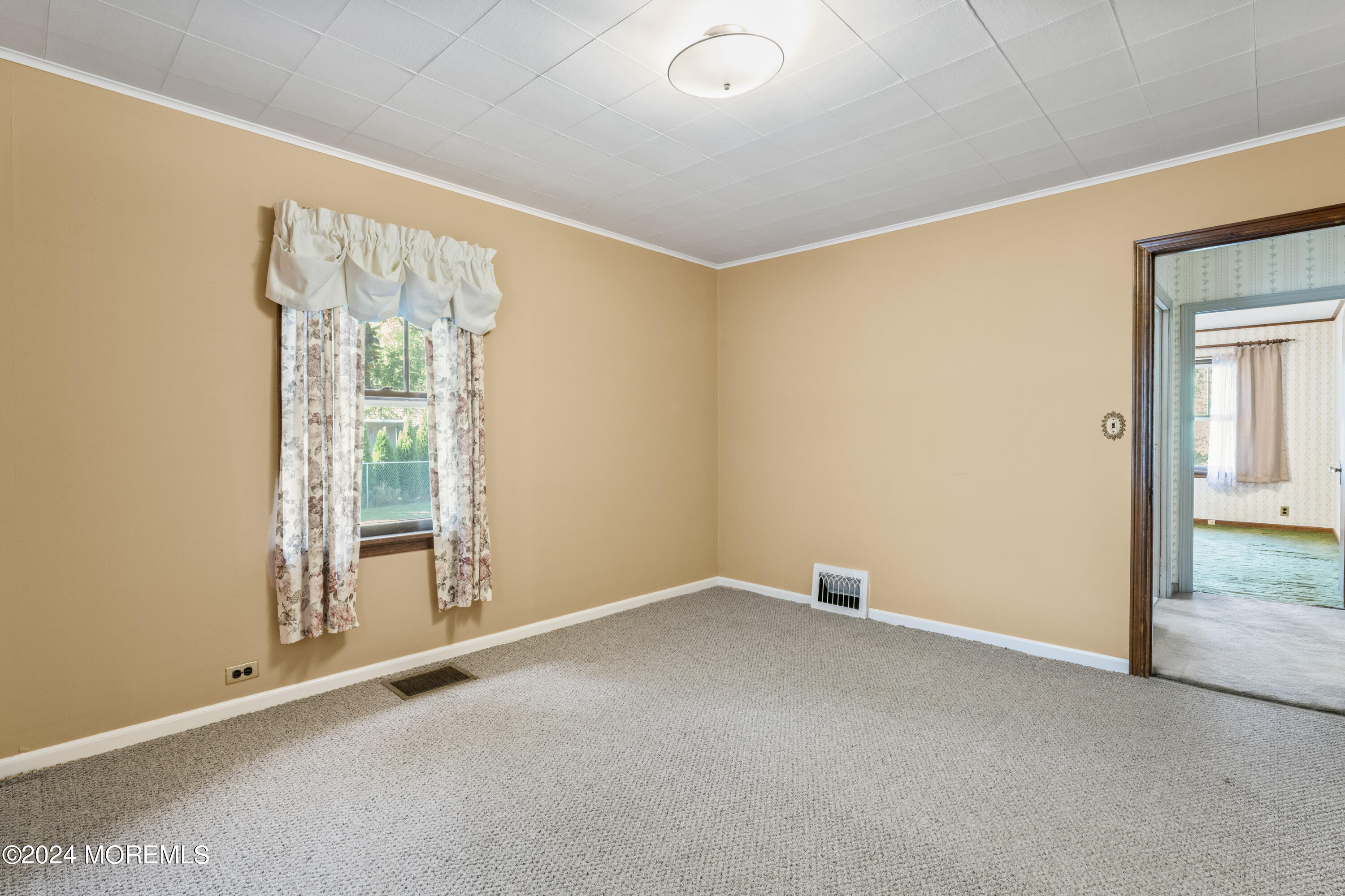 51 Aberdeen Road Matawan, NJ 07747 - Photo 25 of 51 BED 1