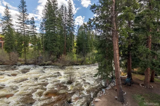 $749,000 | 220 Rapids Lane, Unit 4, Grand Lake, CO 80447