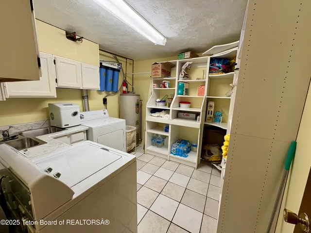 $889,000 | 189 Choke Cherry Lane, Irwin, ID 83428