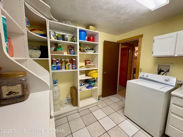 $889,000 | 189 Choke Cherry Lane, Irwin, ID 83428