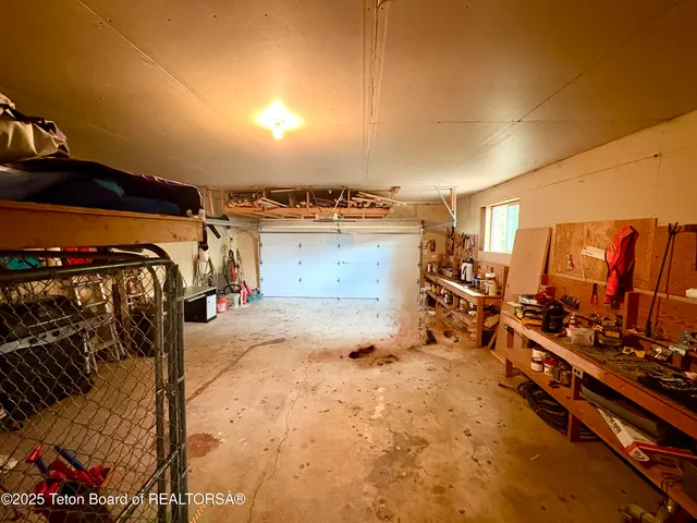 $889,000 | 189 Choke Cherry Lane, Irwin, ID 83428