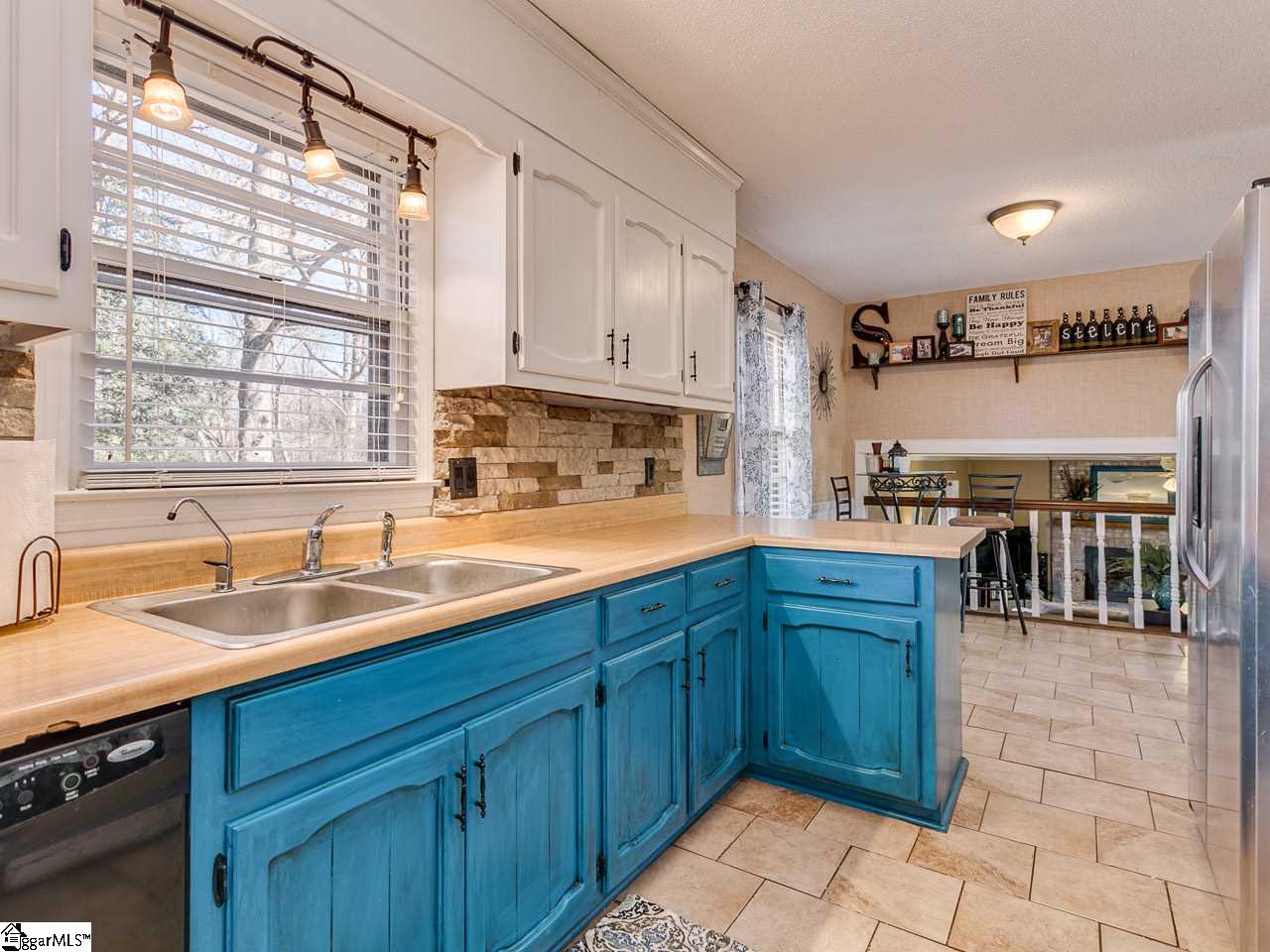 153 Wyatt Road Boiling Springs, SC 29316 - Photo 12 of 26