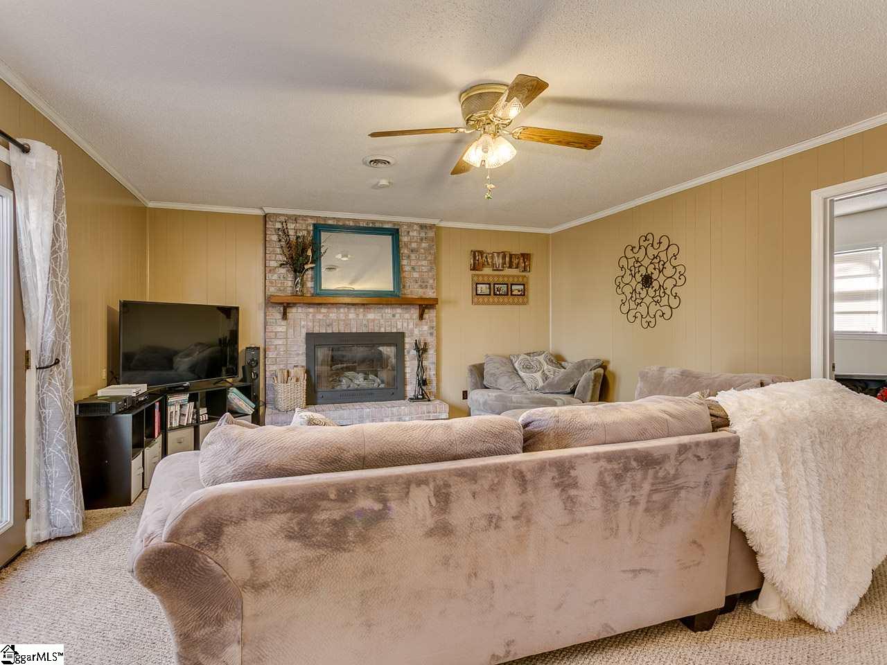 153 Wyatt Road Boiling Springs, SC 29316 - Photo 13 of 26