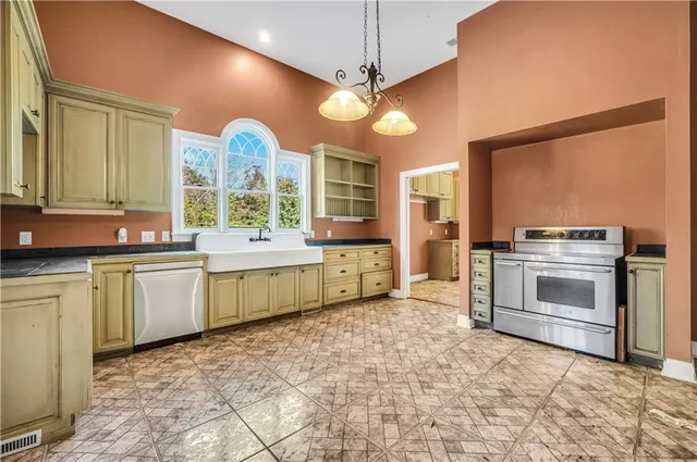 $2,000 | 265 Kudzu Road, Jenkinsburg, GA 30234