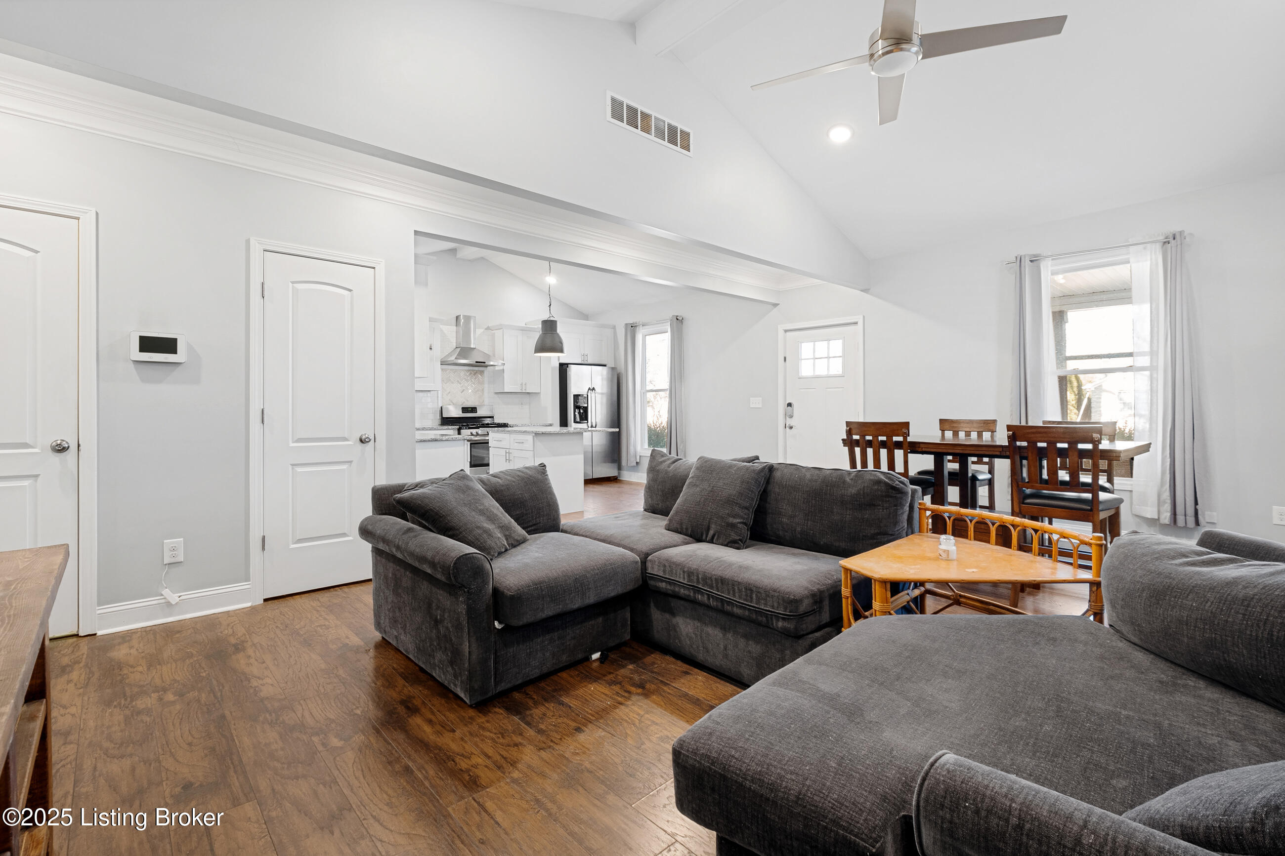 3063 University Road Louisville, KY 40206 - Photo 22 of 39 22_3036university_064