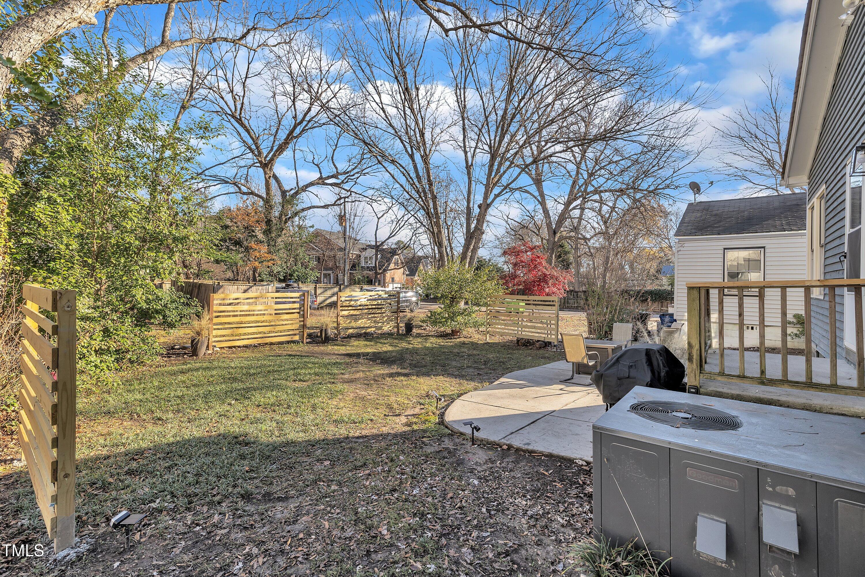 810 Brooklyn Street Raleigh, NC 27605 - Photo 60 of 70 34-812 Brooklyn St-29