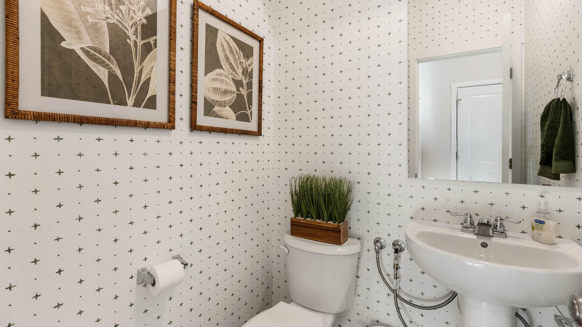62747 Eagle Road Bend, OR 97701 - Photo 12 of 26 012 powder bathroom