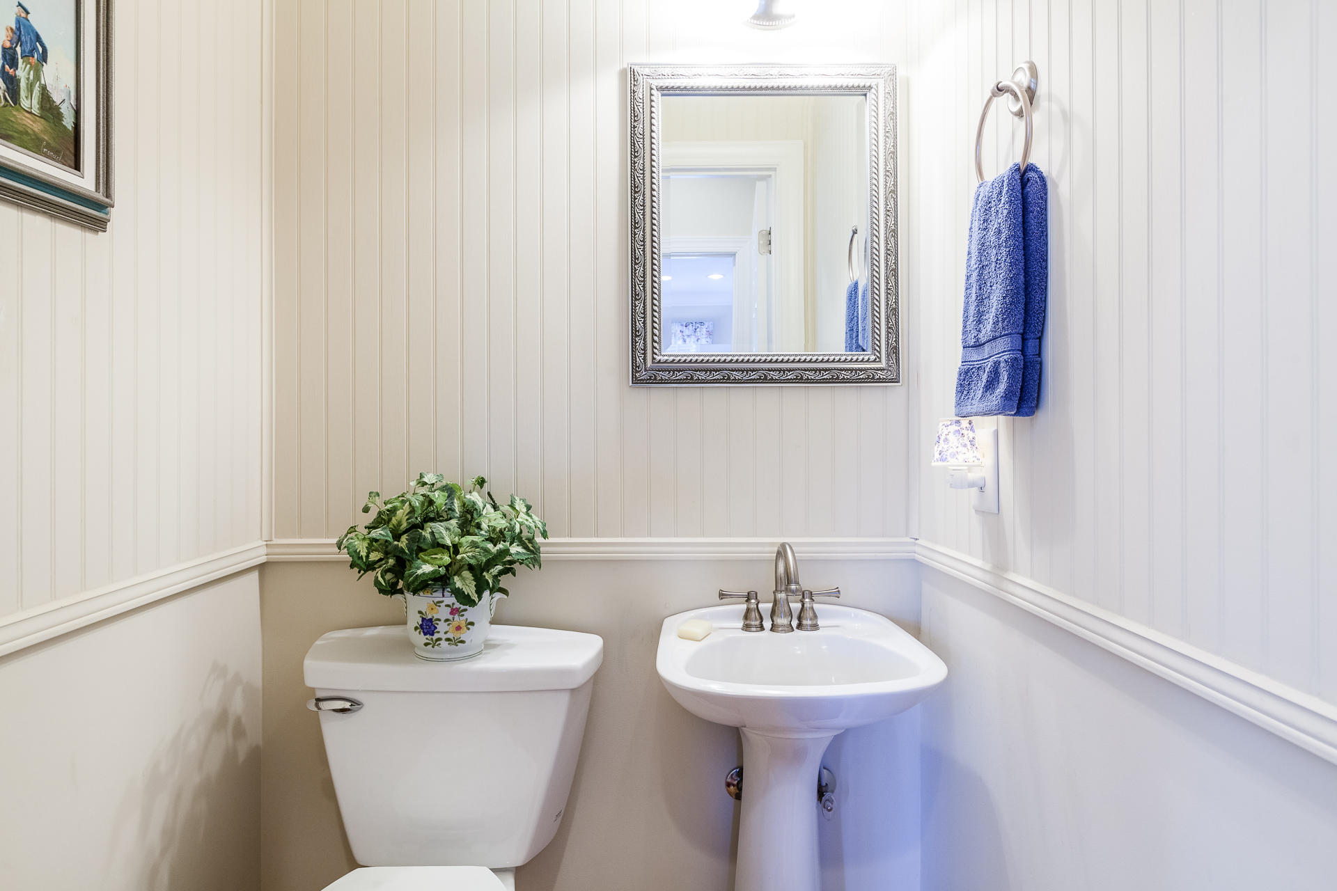 110 Pine Meadows Road Pinehurst, NC 28374 - Photo 24 of 36 Hall Powder Room
