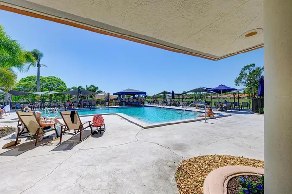 $415,000 | 4906 Peridia Boulevard East, Bradenton, FL 34203