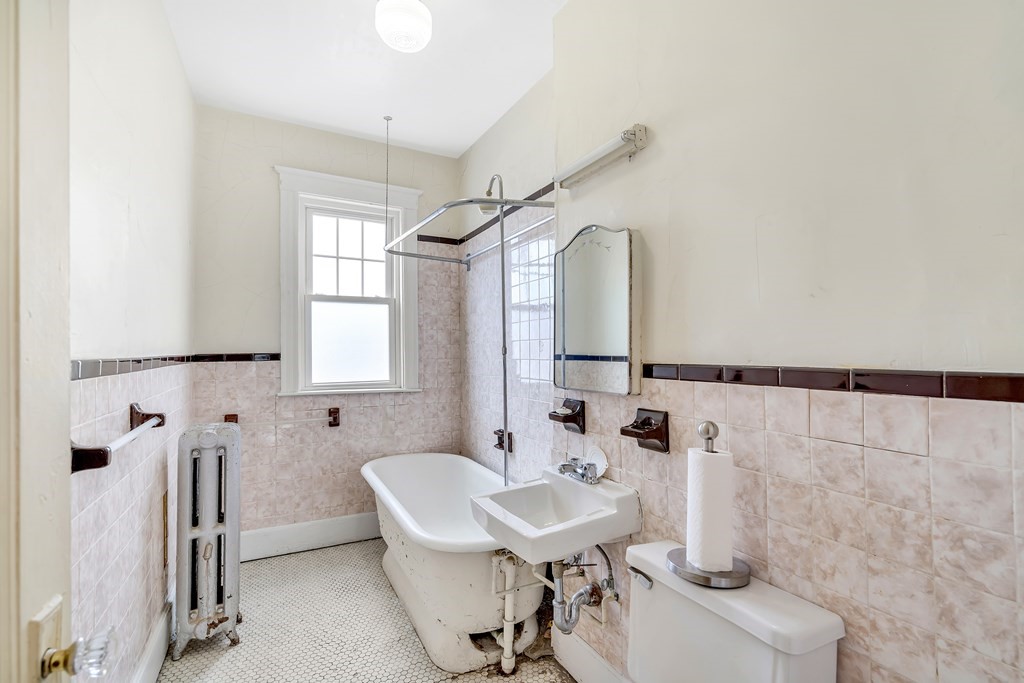 15 Greendale Road Boston, MA 02126 - Photo 18 of 37 Gallery Image 18