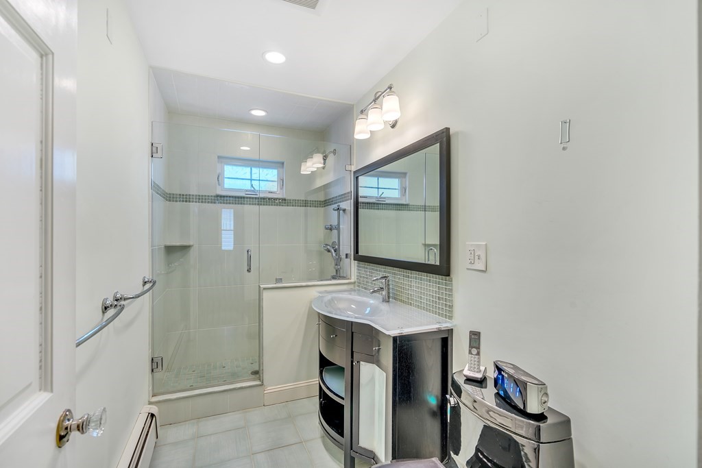 15 Greendale Road Boston, MA 02126 - Photo 6 of 37 Gallery Image 6