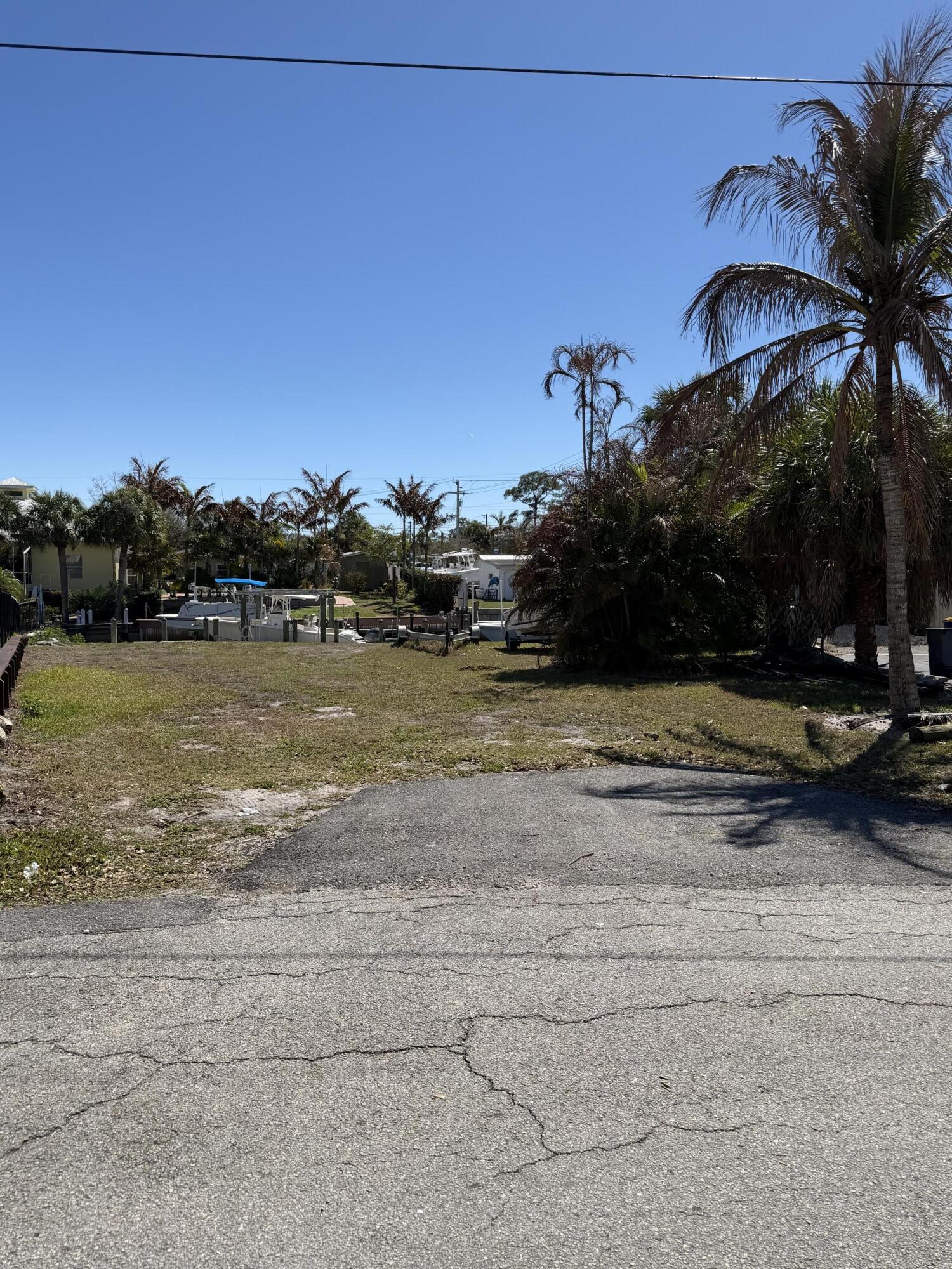 4575 Southeast Manatee Lane Stuart, FL 34997 - Photo 2 of 7 IMG_2364