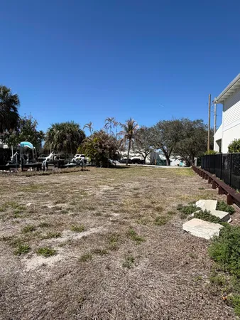 $725,000 | 4575 Southeast Manatee Lane, Stuart, FL 34997