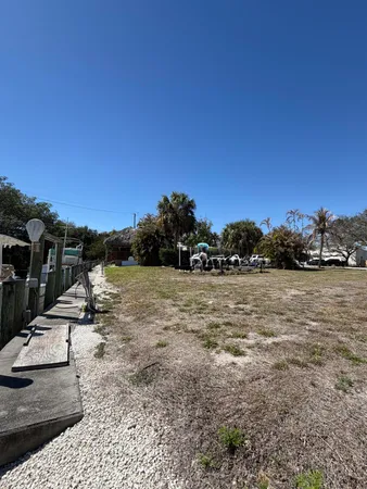 $725,000 | 4575 Southeast Manatee Lane, Stuart, FL 34997