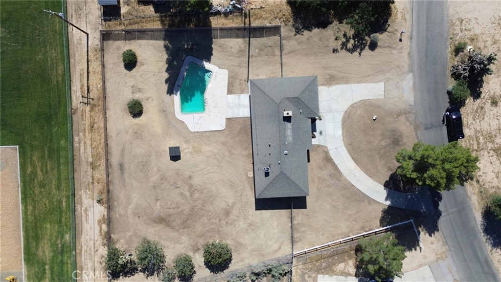 18190 Hiawatha Road Apple Valley, CA 92307 - Photo 3 of 28 Drone Overhead