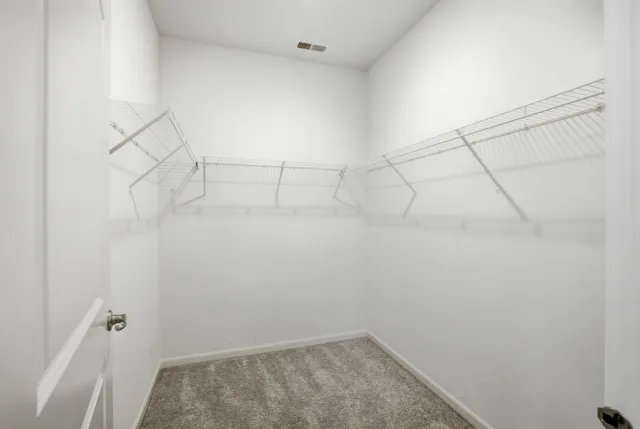 $395,000 | 935 Carolina Court, Pingree Grove, IL 60140