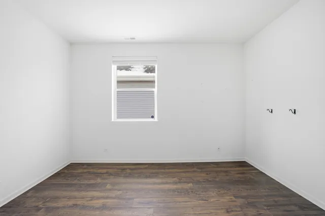 $395,000 | 935 Carolina Court, Pingree Grove, IL 60140