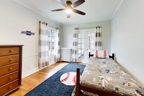 $732,000 | 10041 South Hoyne Avenue, Chicago, IL 60643