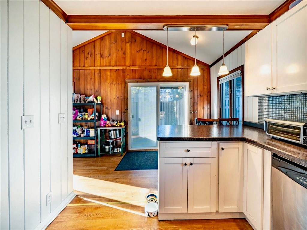 42 Vick Park B Rochester, NY 14607 - Photo 9 of 41 Rear 4 Bedroom Unit Kitchen