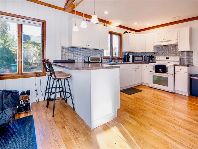 $474,900 | 42 Vick Park B, Rochester, NY 14607