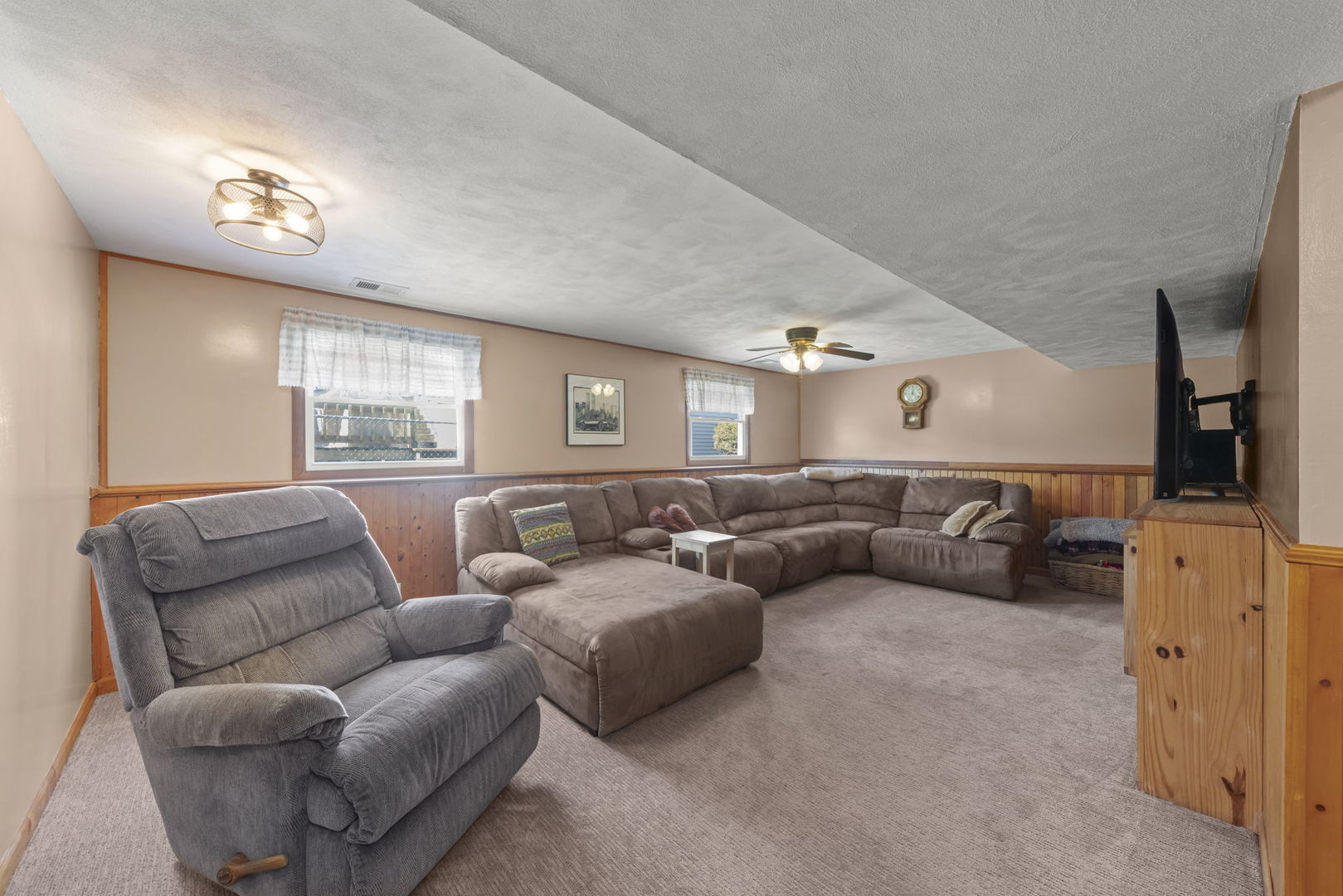 755 Surryse Road Lake Zurich, IL 60047 - Photo 16 of 29 Gallery Image 16