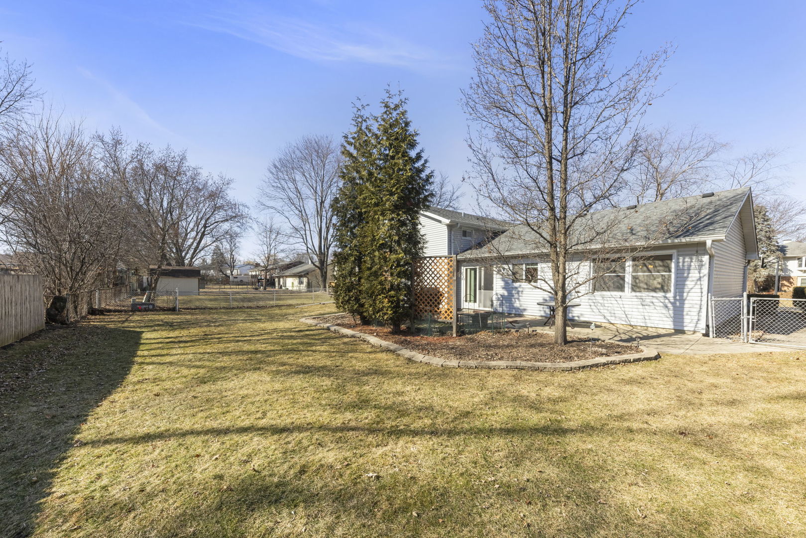 755 Surryse Road Lake Zurich, IL 60047 - Photo 22 of 29 Gallery Image 22