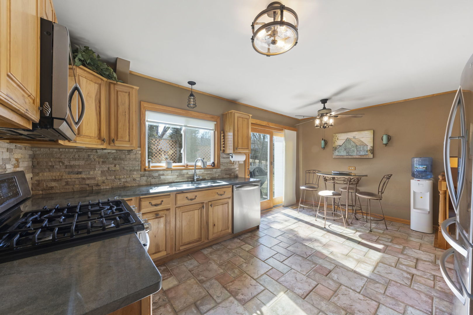 755 Surryse Road Lake Zurich, IL 60047 - Photo 7 of 29 Gallery Image 7