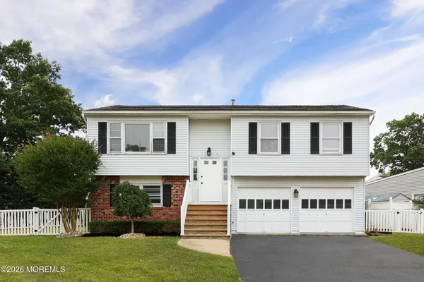 $3,350 | 17 Wisteria Place, Howell, NJ 07731