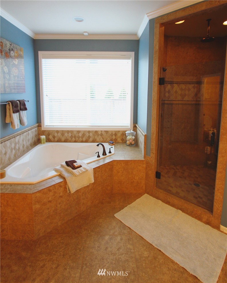 3729 209th Street Southeast Bothell, WA 98021 - Photo 11 of 25
