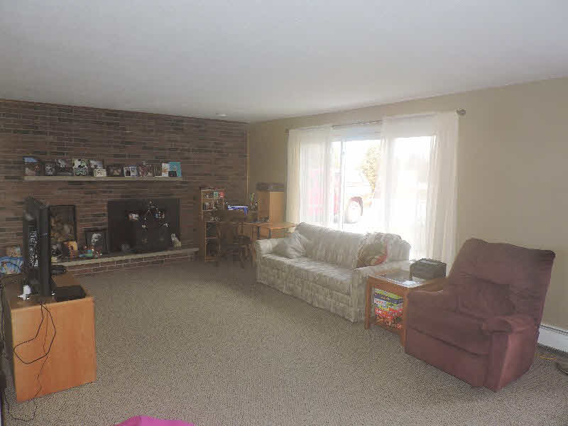 365 West Pinconning Road Pinconning, MI 48650 - Photo 7 of 23