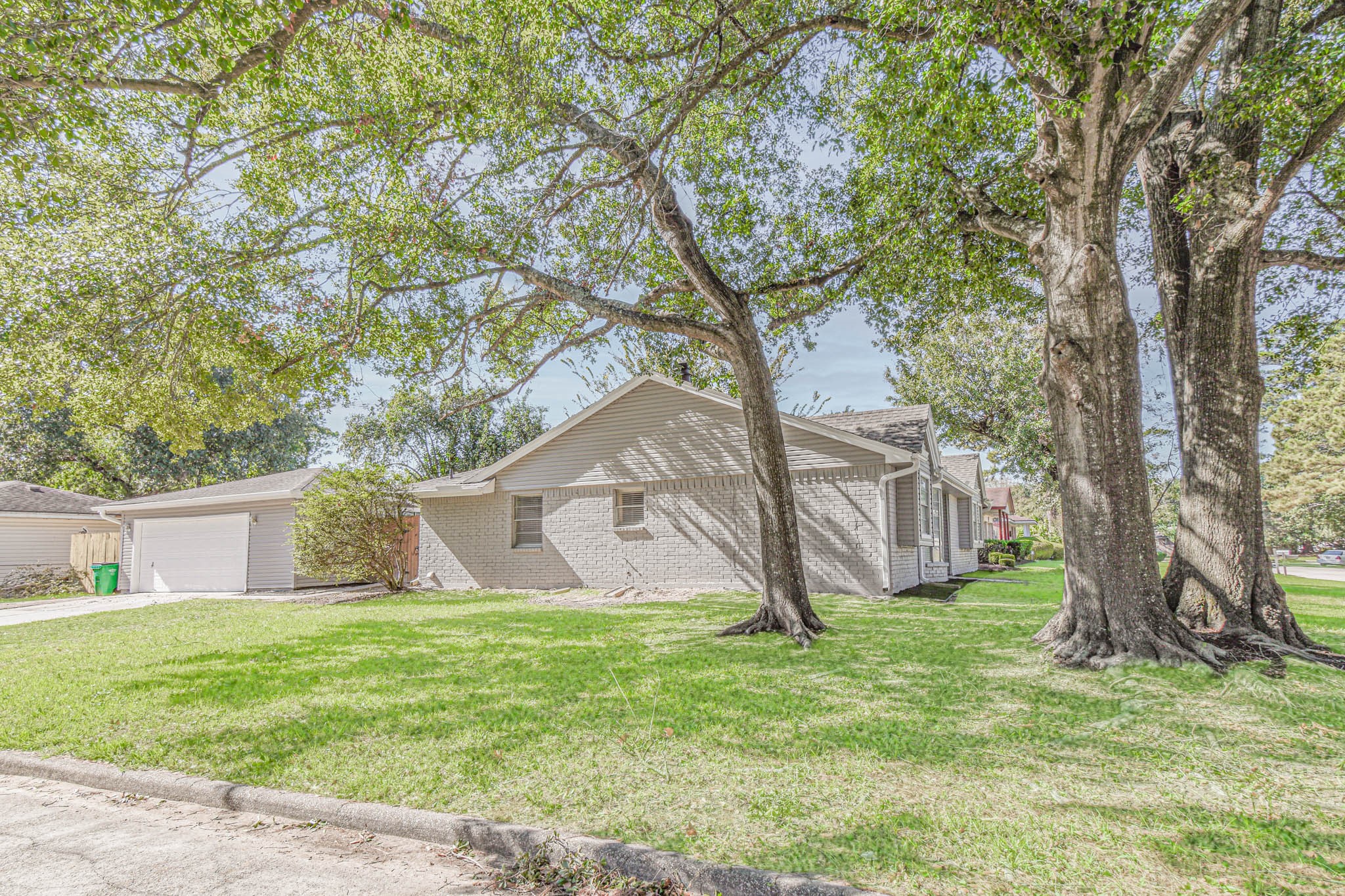 4318 Burkegate Drive Spring, TX 77373 - Photo 2 of 25