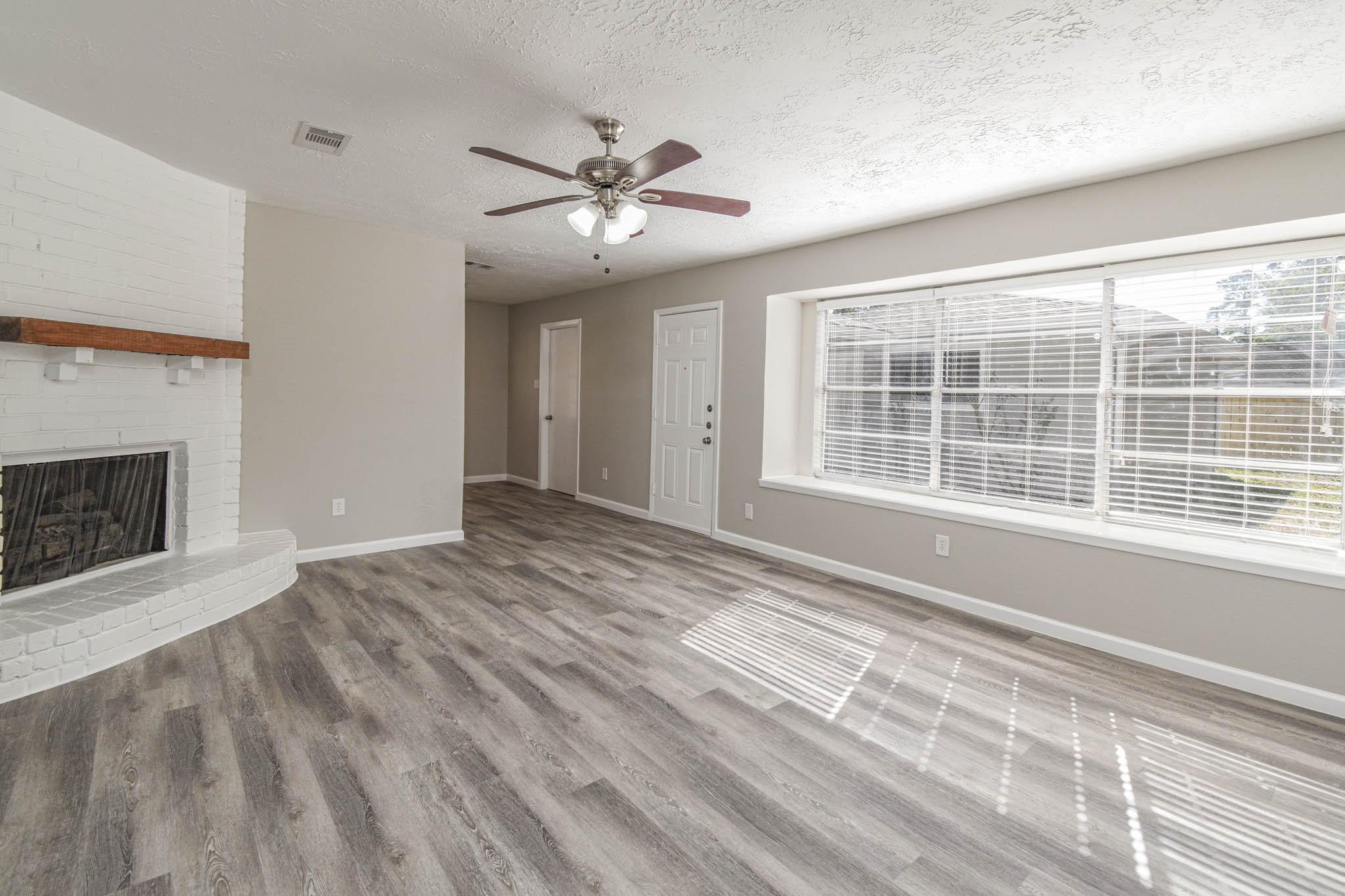 4318 Burkegate Drive Spring, TX 77373 - Photo 5 of 25