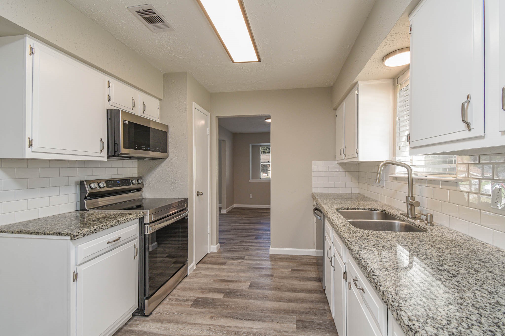 4318 Burkegate Drive Spring, TX 77373 - Photo 8 of 25