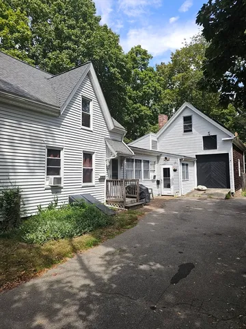 $639,000 | 130 Maple Avenue, Bridgewater, MA 02324