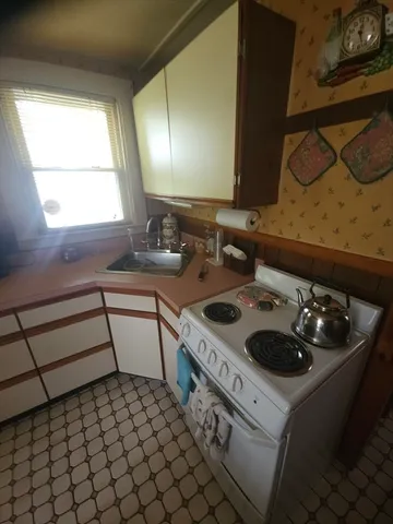 $639,000 | 130 Maple Avenue, Bridgewater, MA 02324