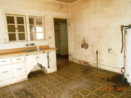 911 Walnut Street Corning, CA 96021 - Photo 4 of 35 DSCN5596