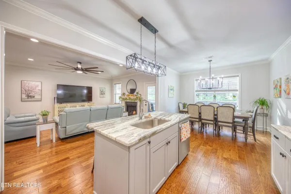 $524,900 | 1142 Madison Oaks Road, Knoxville, TN 37924