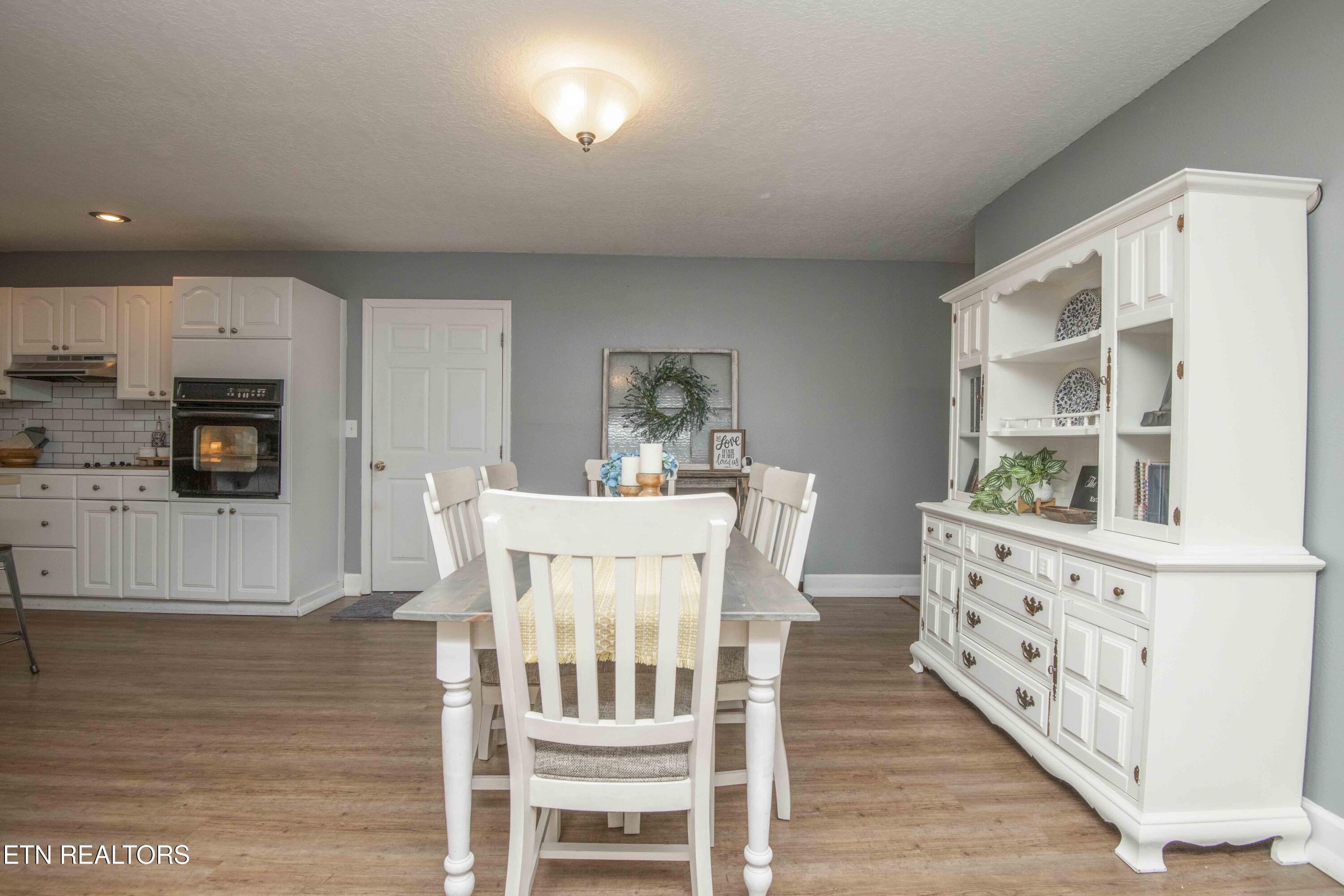 401 Vonore Road Loudon, TN 37774 - Photo 15 of 47 kitchen 10_1