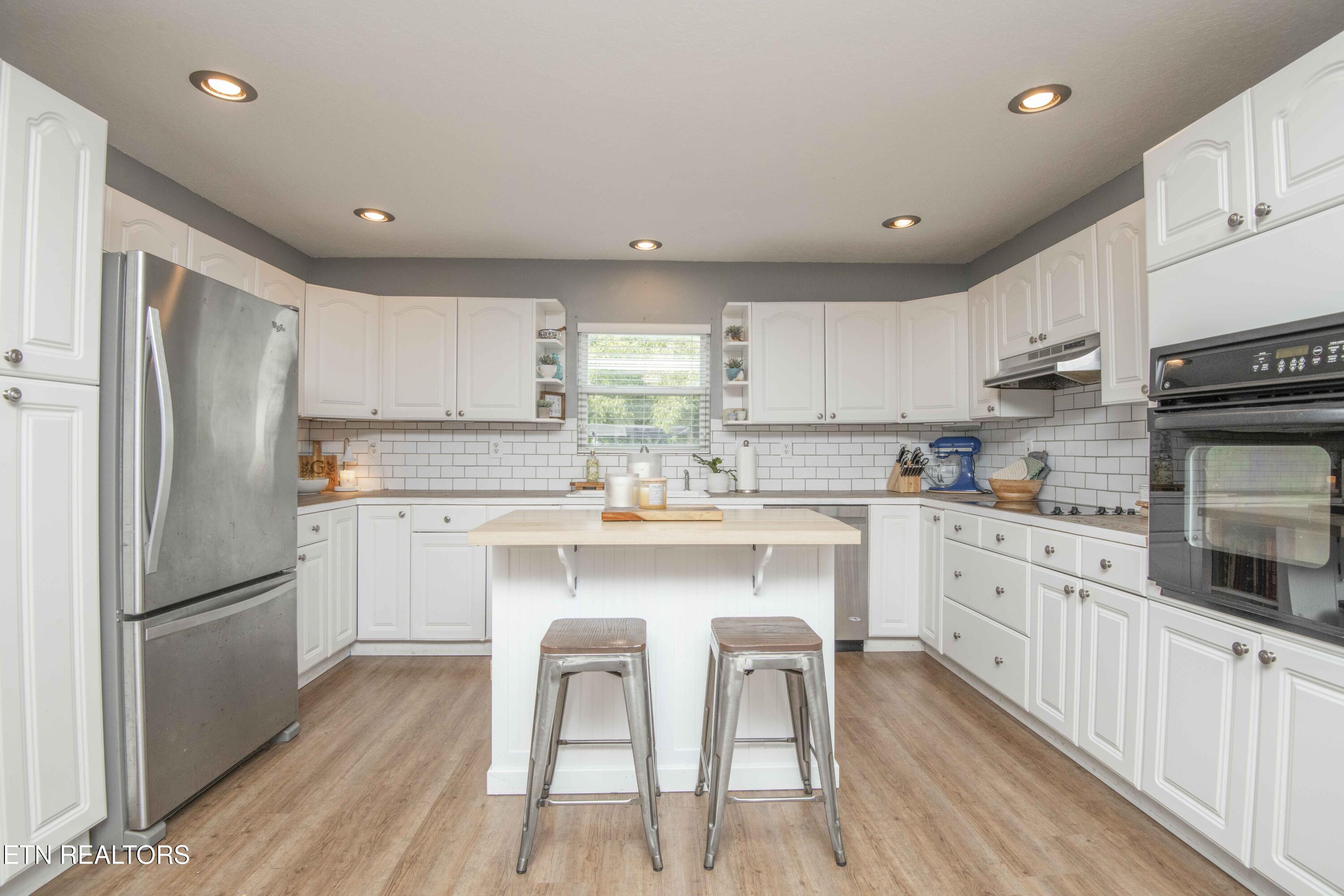 401 Vonore Road Loudon, TN 37774 - Photo 20 of 47 kitchen 7_1
